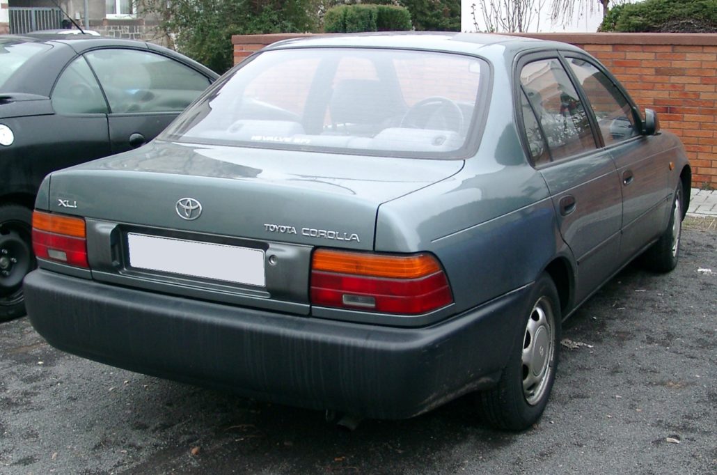 Toyota corolla е100